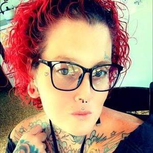 Meet your Posher, Tara